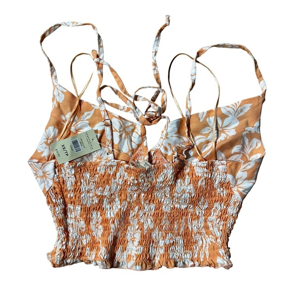 Aeropostale Smocked Cropped Tank Top Adjustable Straps NWT Size M - Picture 4 of 4